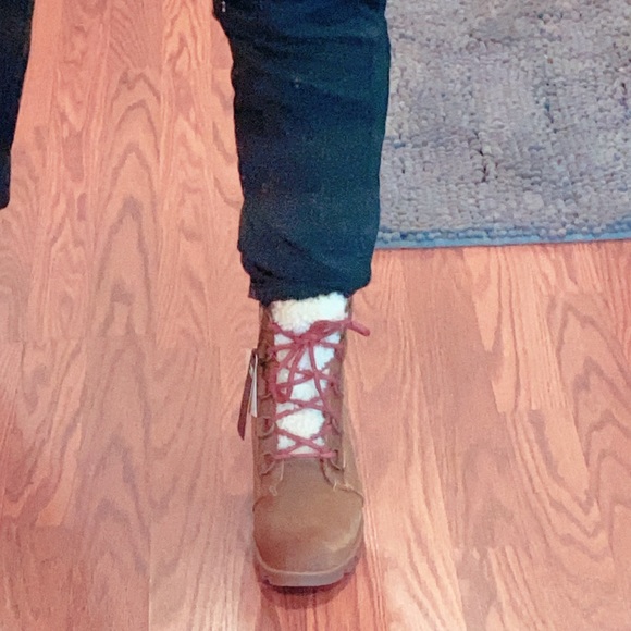 NWT Sorel Phoenix Boots - Picture 8 of 8